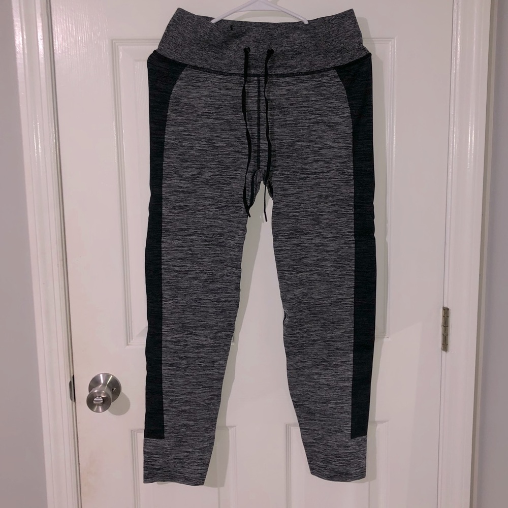Victoria’s Secret size XL, mid calf leggings, dark and light grey color